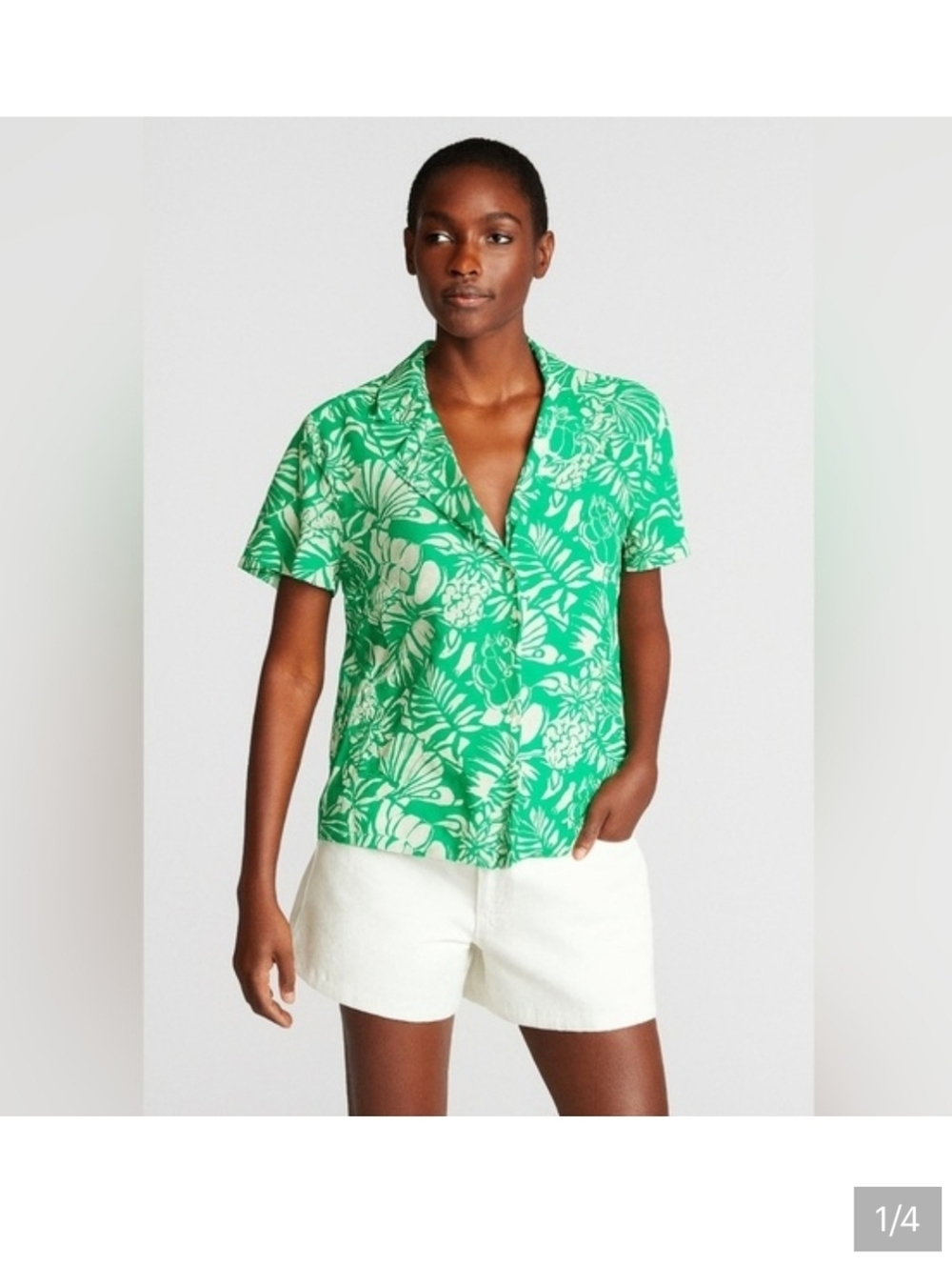 Nicole Miller Green and White Floral Button-Down Shirt